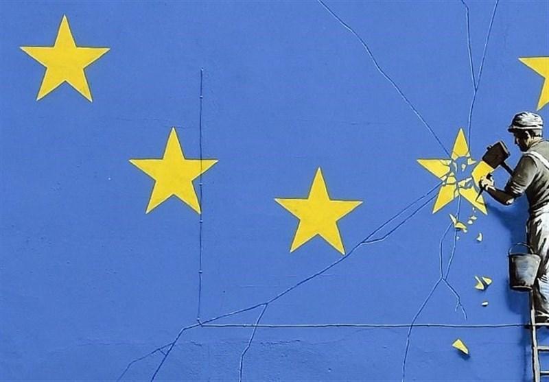 انگلیس گذرنامه هایی بدون عنوان اتحادیه اروپا صادر کرد