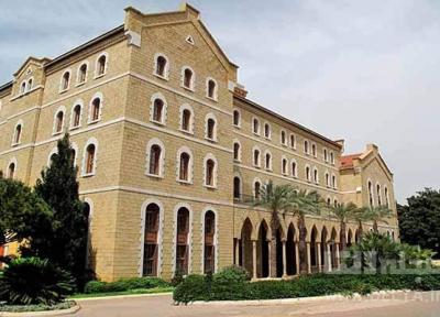 بی اعتنایی دانشگاه آمریکایی بیروت به تدابیر کنترل کرونا