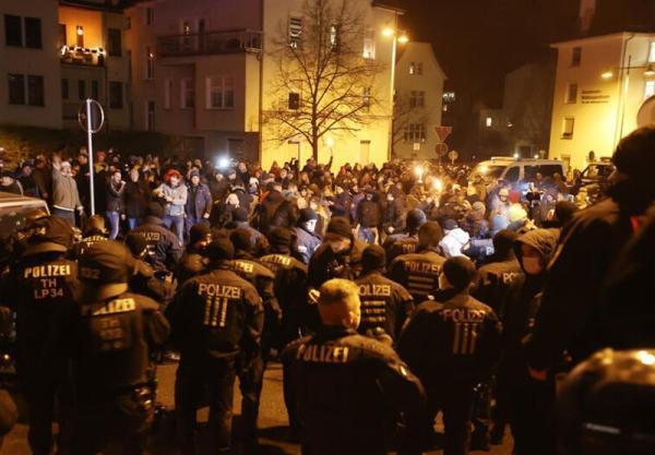 برگزاری اعتراضات ضد قواعد کرونایی در شهرهای مختلف اروپا