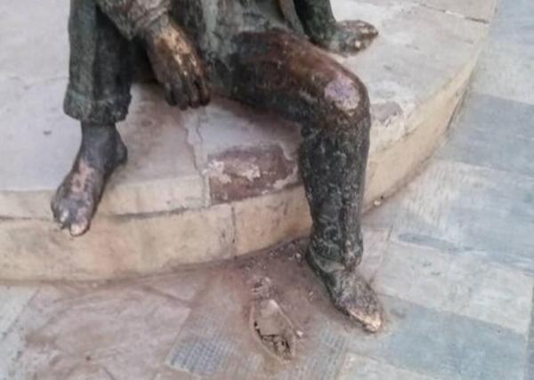 تکلیف لنگ کفش سرقتی مجسمه تناولی چه می شود؟