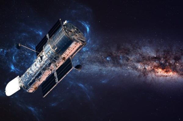 شکار نو تلسکوپ هابل، کهکشانی متفاوت در صورت فلکی نهنگ، عکس